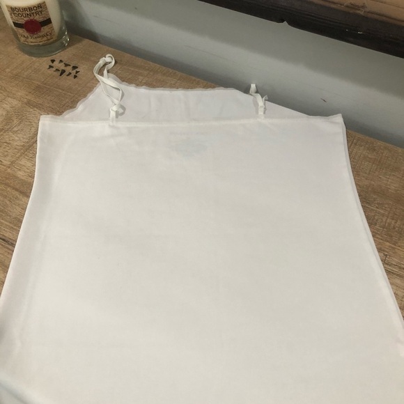 Ann Taylor Camis (4) - 3 White, 1 Cream Size M - Picture 16 of 16